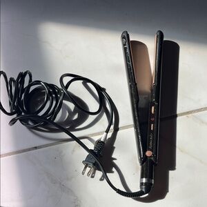 Black Hair Straightener with Cord